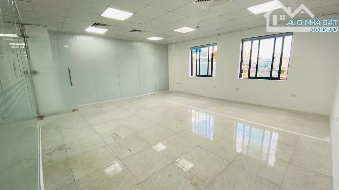 CHO THUÊ VĂN PHÒNG 50M2 TẠI THÀNH THÁI  GIAO DUY TÂN GIÁ CHỈ 11TR / THÁNG . - 4