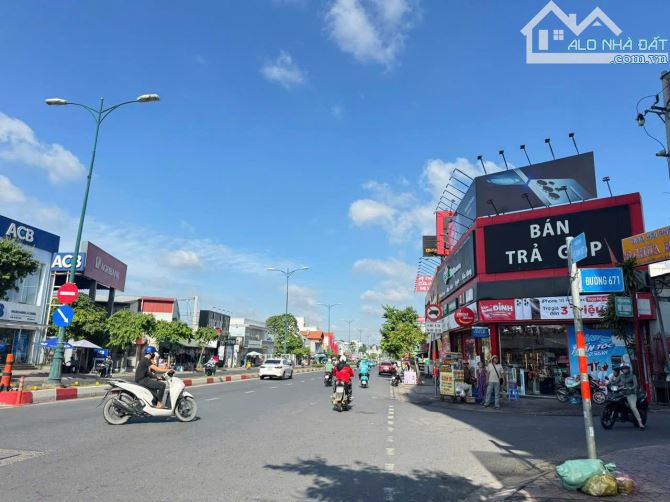 GẤP BÁN DÃY TRỌ NGAY NGÃ BA MỸ THÀNH- SÁT KHU CÔNG NGHỆ CAO- 180M2 - THU NHẬP 30TR/THÁNG - 4