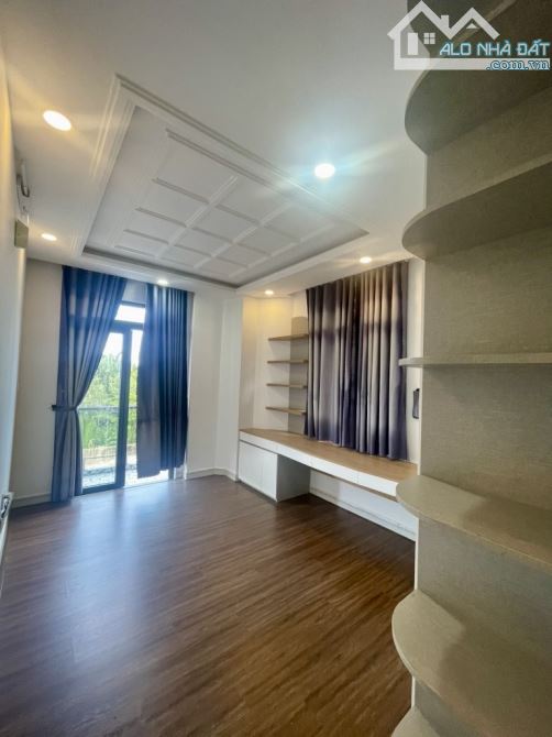 CĂN GÓC CỰC ĐẸP - VIEW CÔNG VIÊN - NHƯ BIỆT THỰ - 4 TẦNG - 8❌11 - KDC CAO CẤP ĐỒNG BỘ - TR - 4