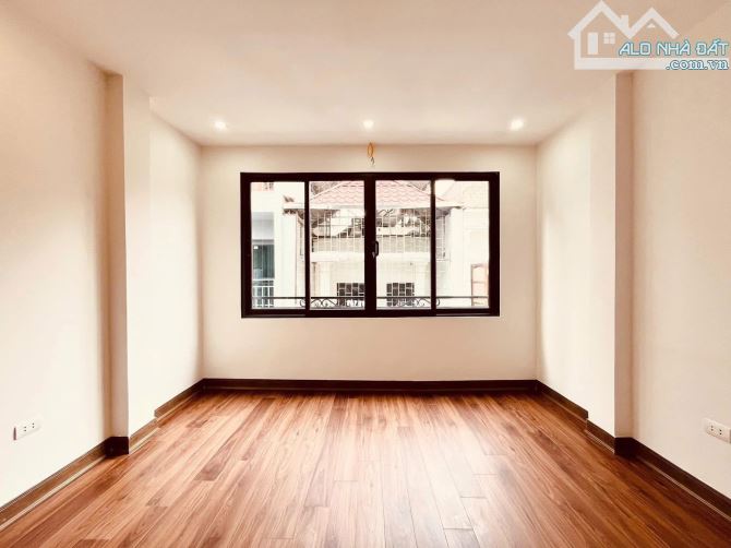 Phân lô ô tô tránh Trần quốc hoàn 45m2 thang máy gần phố giá 17tỷ - 4