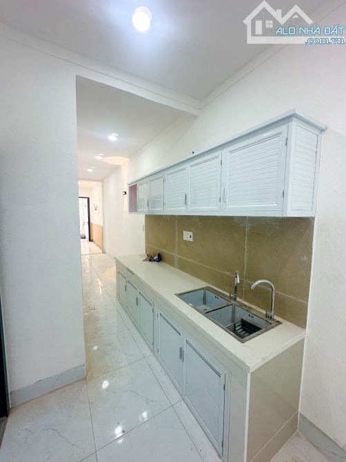 BÁN NHÀ CẤP 4 MỚI DT: 93M2 - NGANG 5M. NGAY CỔNG SAU CÔNG TY POUCHEN P.BỬU HOÀ. GIÁ 2,4 TỶ - 4