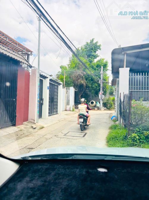 BÁN ĐẤT (DT: 120M) SỔ RIÊNG THỔ CƯ ĐƯỜNG OTO NGAY GX THUẬN HOÀ P.TÂN PHONG. GIÁ CHỈ 2,9 TỶ - 4