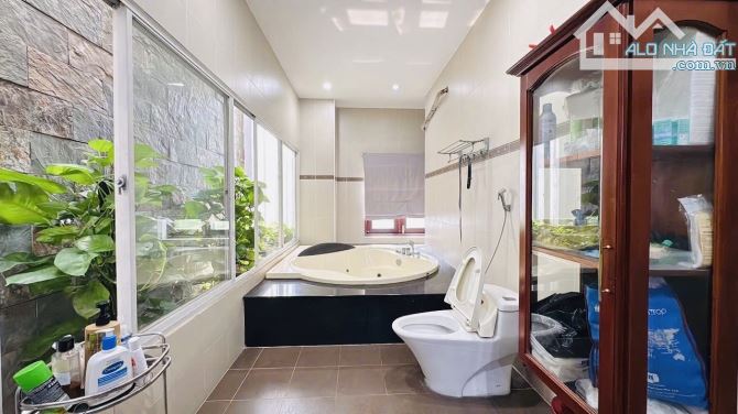 Biệt thự đẹp khu VIP sân bay Hoàng Hoa Thám, 150m2 4 Tầng đường 8m - 4