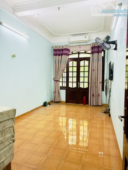 NHÀ ĐẸP PHỐ VŨ TÔNG PHAN 2 THOÁNG ĐƯỜNG OTO TRÁNH 2 THOÁNG 82M GIÁ NHỈNH 18 TỶ - 4