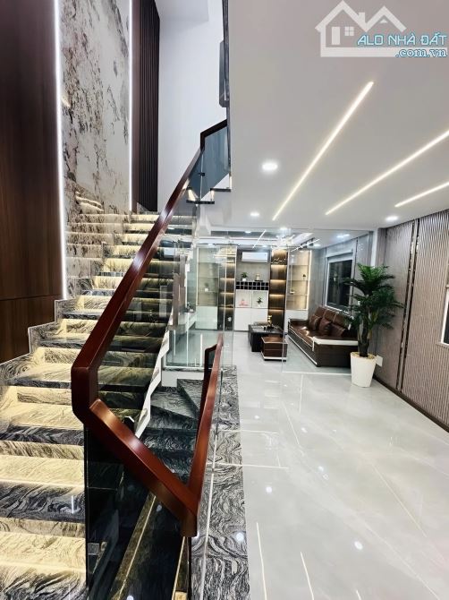 CĂN GÓC ĐƯỜNG NHỰA XE TẢI THÔNG HƯƠNG LỘ 2 MÃ LÒ 5 TẦNG 4.1M13M Không LỘ GIỚI Chỉ 8.25 TỶ - 4
