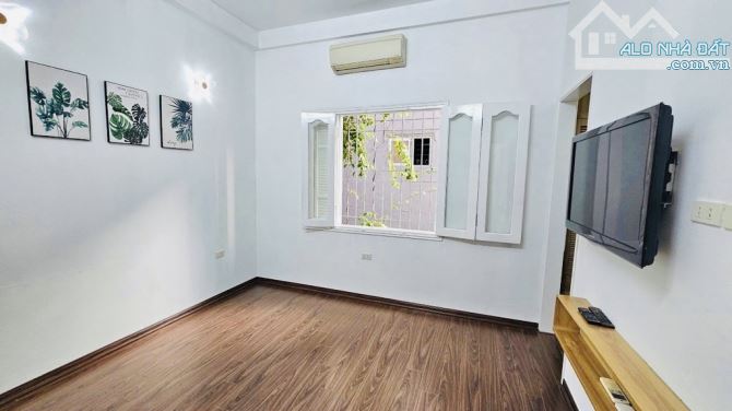 TRUNG TÂM ĐỀN LỪ-HOÀNG MAI-NGÕ THOÁNG 3 GÁC ĐỖ CỬA-GẦN Ô TÔ-52M-MẶT TIỀN 5,4M - 4