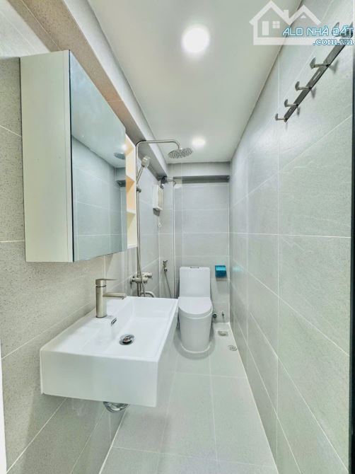 Siêu phẩm nhà mới đẹp, đường Lê Quang Định cách ĐH Văn Lang cơ sở 2, 3 tầng, 43m2, 7.2 tỷ - 4