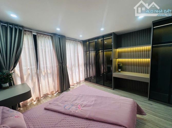 Minh Khai - Nhà 7 tầng thang máy, lô góc - Ngõ thông kinh doanh - Full nội thất