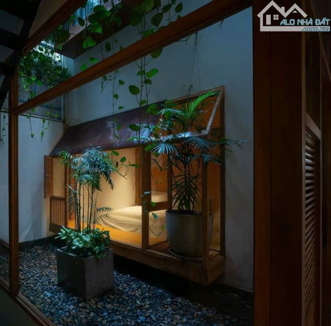 TÒA NHÀ MẶT TIỀN NAM KỲ KHỞI NGHĨA-GẦN DINH ĐỘC LẬP - HẦM 8 TÂNG- DOANH THU 350TR- 135 TỶ - 4