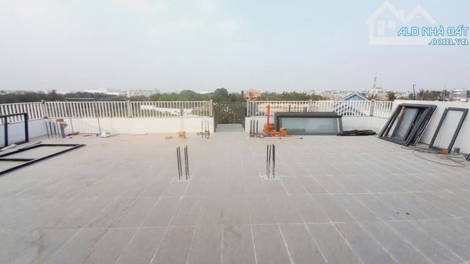 TOÀ NHÀ 4 TẦNG CHDV - VIEW SÔNG - THU 250TR/THÁNG - DT 3470M² - VÕ VĂN HÁT, LONG TRƯỜNG - 4