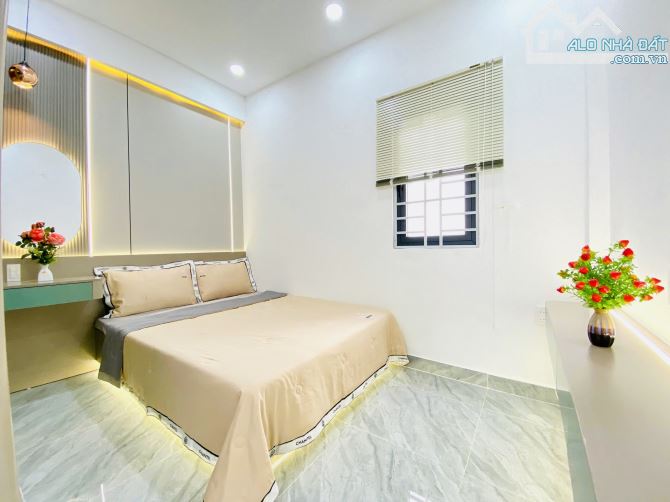 Bán nhà đẹp Phạm Văn Chiêu, full nội thất, gần Emart, 2 tầng, chỉ 4 tỷ hơn - 4