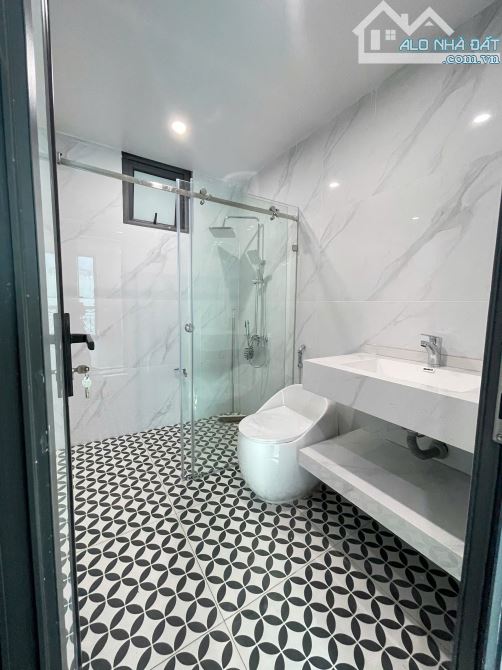 (MỘT CĂN DUY NHẤT) PHỐ HƯNG THỊNH -KHU TĐC X2A YÊN SỞ -PHÂN LÔ ÔTÔ -6 T THANG MÁY 12.95 TỶ - 5