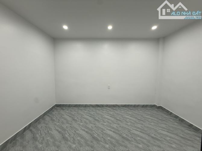 Bán nhà Nam Trung Hành 3.5 tầng sân cổng riêng - 5