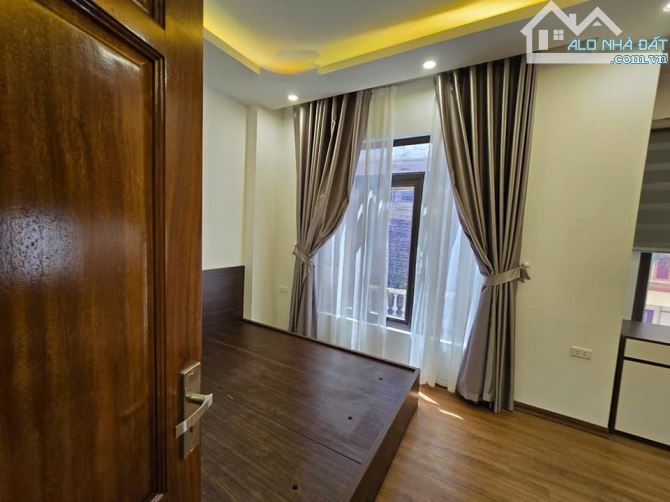 💥NGÔI NHÀ TẠI THẠCH BÀN – LÔ GÓC, THANG MÁY, NỘI THẤT NHẬP KHẨU – GIÁ CHỈ 8.x TỶ! 💥 - 5