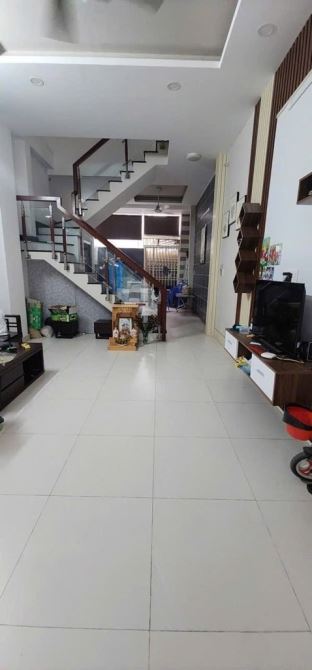 Tân Phú - Thoại Ngọc Hầu, 4,5 x 8 - 3 Tầng - GIÁ Hơn 4 Tỷ  TL - 5