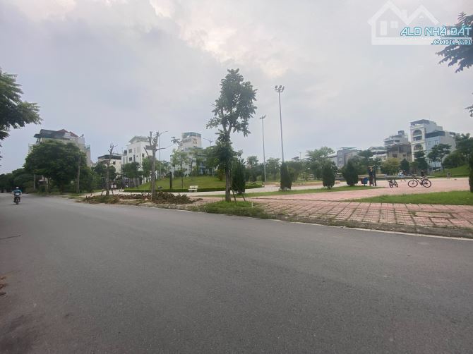 Nhà lô góc 6 tầng thang máy Ngọc Thụy Long Biên gần trường chợ công viên 51m2, nhỉnh 11 tỷ - 5