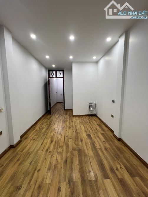 SIÊU PHẨM HOÀNG VĂN THÁI THANH XUÂN, NGÕ Ô TÔ, 5 TẦNG ĐẸP, CHỦ TỰ XÂY CỰC CHẮC CHẮN, 10.9T - 5