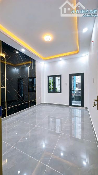 BÁN NHÀ MỚI ĐẸP 2 TẤM 3PN TẠI Q4 SỔ RIÊNG VỊ TRÍ 1/ TÔN ĐẢN KHU DÂN CƯ GIÁ 4TỈ 890 TL - 5