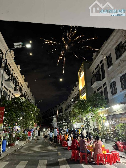 Cần Nhượng lại căn nhà vừa ở vừa KINH DOANH ở Dĩ An 182m2 - 5
