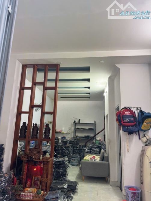 Bán Gấp,Nhà 3 Tầng, Phú Thọ Hoà, DT 4.1 x 8, Gần mặt Tiền , Giá 4.4 Tỷ TL - 5