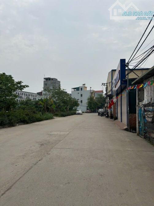 6 tỷ có căn nhà - 45m2 6 phòng khép kín để ở và cho thuê gần ĐH Công nghiệp dòng tiền 20tr - 6