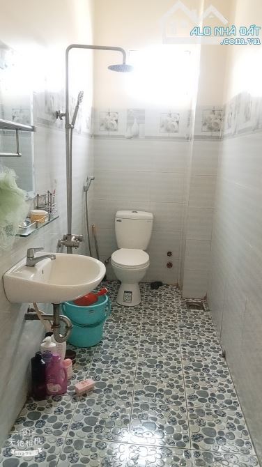 HÀNG NGON MỚI CẬP BẾN - TÂN ĐÔNG HIỆP - DĨ AN - 6