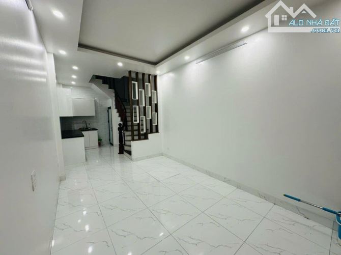 XUÂN ĐỈNH 35M² – 5 TẦNG – BÃI GỬI Ô TÔ – VÀI BƯỚC Ô TÔ TRÁNH – 7.9 TỶ - 6