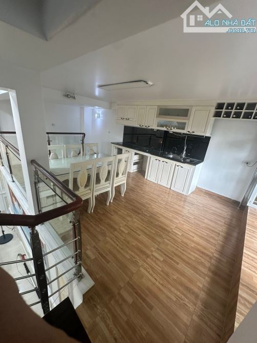🏡 Thạch Bàn – 46m² – 5 tầng – Lô góc – Vỉa hè oto tránh – 14,6 TỶ - 7