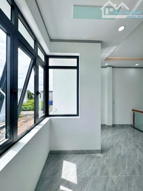 BÁN NHÀ 1 TRỆT 1 LẦU (HOÀN CÔNG). DT: 85M2 - NGANG 5M THUỘC KDC HOÀNG MINH CHÁNH P. HOÁ AN - 7