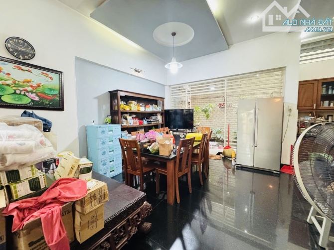 Biệt thự đẹp khu VIP sân bay Hoàng Hoa Thám, 150m2 4 Tầng đường 8m - 7