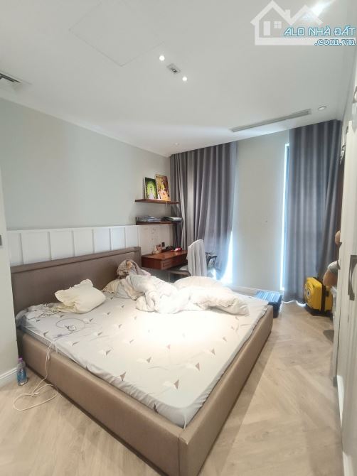 Siêu căn hộ chung cư như khách sạn 5 sao 3PN 3VS. Căn góc 220m2, 14.05 tỷ,nội thất xịn xò. - 8