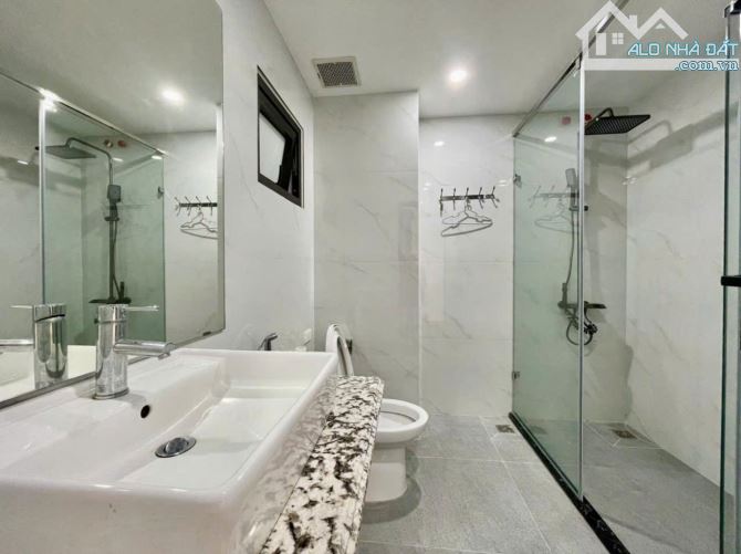 NHÀ Ở ĐẸP – THANG MÁY 6 TẦNG _ 60/68M2 – MẶT TIỀN 4,3M ! HIẾM – ÔTÔ TRÁNH ! MINH KHAI- BTL - 8