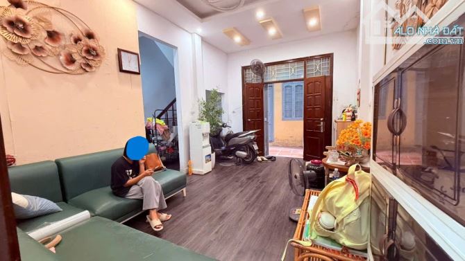 SIÊU HIẾM VÕ CHÍ CÔNG – NHÀ ĐẸP, GẦN PHỐ, SỔ NỞ HẬU 52M² – 5 TẦNG – MT 8.6M – 10.5 TỶ - 9
