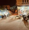 VỊ TRÍ ĐẸP ĐẤT NỞ HẬU,  NGÕ THÔNG TỨ PHÍA, SÁT Ô TÔ TRÁNH, Ô TÔ 4 CHỖ TIẾN LÙI