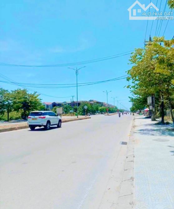 📢 BÁN LÔ ĐẤT MẶT TIỀN XÓM 10 NGỌC ANH PHƯỜNG MỸ THƯỢNG CÁCH ĐƯỜNG TỈNH LỘ 10 CHỈ 100M