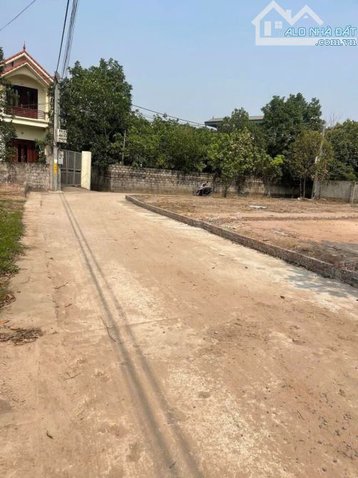 Siêu phẩm đường ô tô chánh rẻ nhất xã 👉 chương dương -thường tín