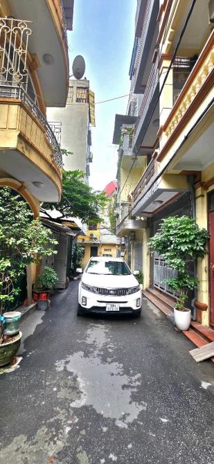 Bán gấp nhà phân lô Ngô Quyền – Ô tô vào nhà – Sau lưng mặt phố – 5 tầng đẹp, giá tốt