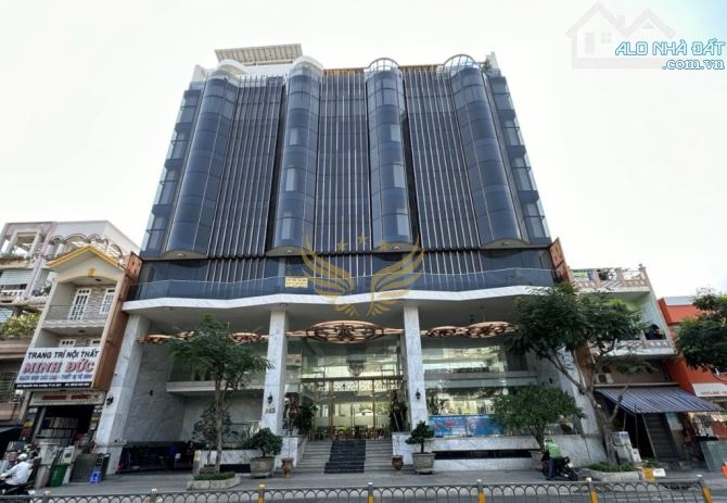 SIÊU PHẨM – BÁN TÒA NHÀ VP MP HỒNG TIẾN – 480M2 – 9 TẦNG – MT 18M – DT 800TR/TH – 245 TỶ