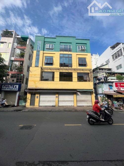 Cho Thuê Nhà Mặt Tiền 13x5m đường Huỳnh Mẫn Đạt quận 5