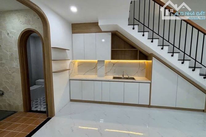 Bán nhà hẻm 3.5m, Đường Số 8, Gò Vấp, 52 m² (4m x 13m), 4 phòng ngủ - Giá 6.18 tỷ TL