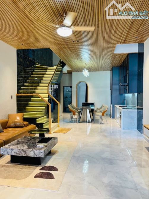 🦷 NHÀ MỚI SIÊU ĐẸP - VỊ TRÍ VIP HOÀ XUÂN - CẨM LỆ - PHÂN LÔ 100M2 - MỚI, CÔNG NĂNG ĐẦY ĐỦ