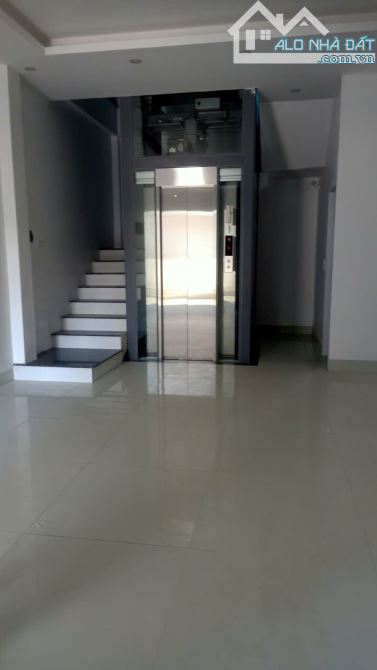 KHU ĐẤT DV MAN BỒI - BALA HÀ ĐÔNG 51M CHỈ HƠN 14 TỶ - 6 TẦNG THANG MÁY - PHÂN LÔ VỈA HÈ -