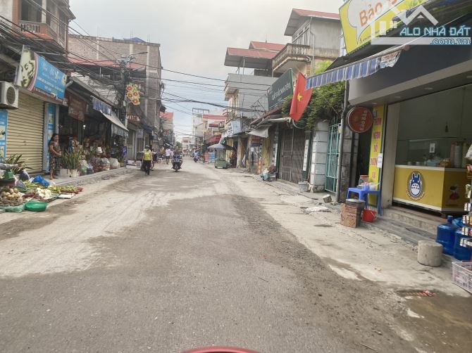 MẶT ĐƯỜNG KINH DOANH ĐỈNH,DÂN CƯ ĐÔNG ĐÚC SẴN DÒNG TIỀN ĐỀU ĐẶN
