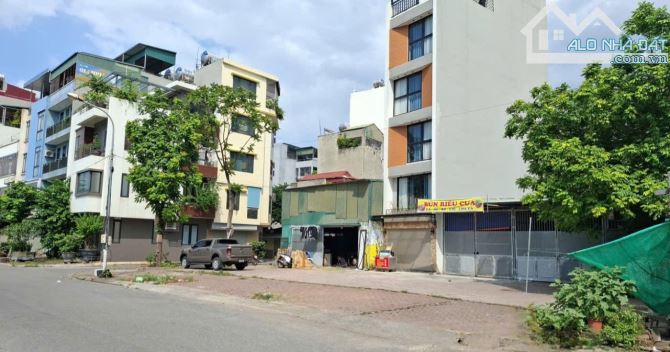 đầu tư đỉnh – đất đẹp việt hưng, mặt tiền 7m hiếm có, đầu ngô gia tự – chỉ 10.x tỷ