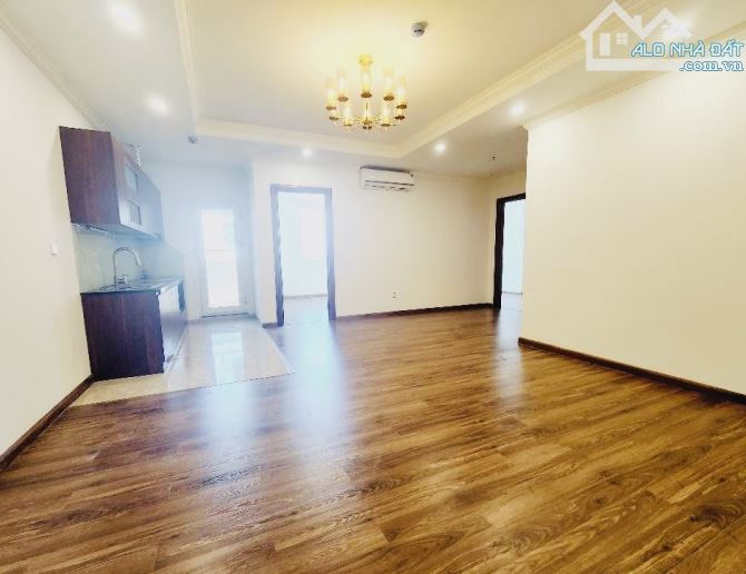 NHÀ ĐẸP 3 TẦNG KIM CHUNG 57M NGÕ THÔNG KINH DOANH ZÁ ĐẸP