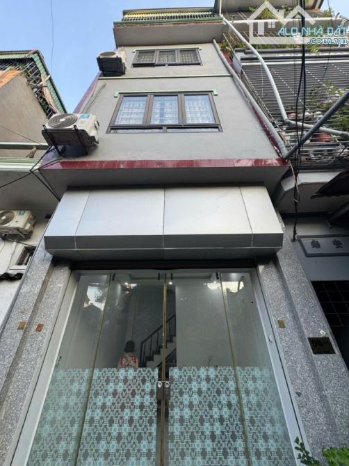BÁN NHÀ CỔ NHUẾ - DÂN XÂY - Ô TÔ ĐỖ CỬA - DT: 25M2, 4 TẦNG, MT 3.9M - GIÁ 6.9 TỶ