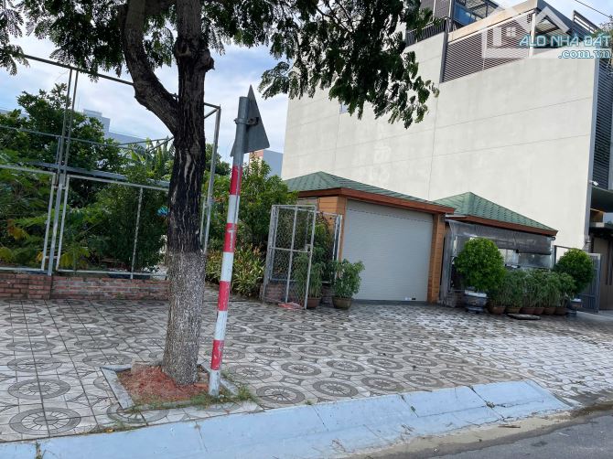 ĐẠI LỘ MINH MẠNG TRỤC HUYẾT MẠCH SƠN THỦY, DT 102 M2 ĐÔNG NAM GIÁ 12,5 TỶ