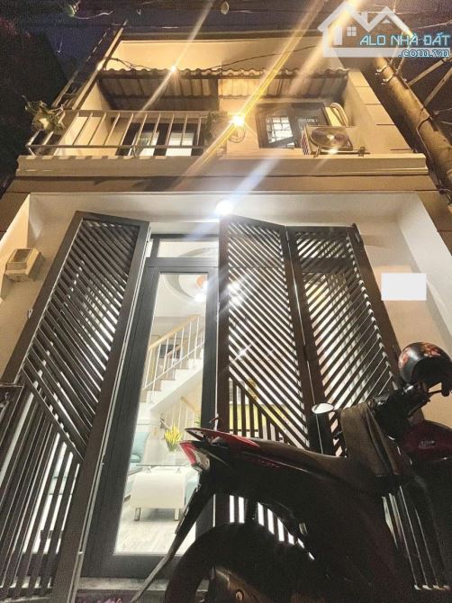 Nhà mới 2 tầng 26m2, Vuông – Quang Trung QV