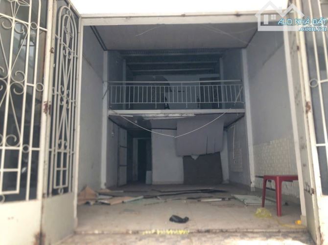 Nhà đường Ung Văn Khiêm, Thông ra đường Nguyễn Gia Trí nhà 4 tầng chỉ 161tr/1m2