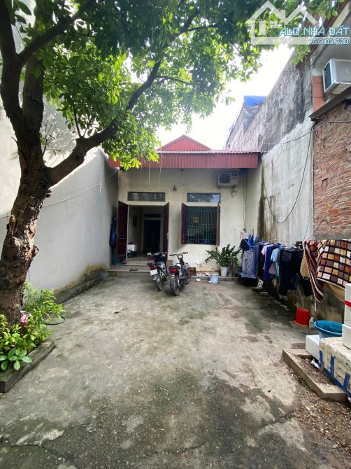 - Bán đất tặng nhà tại Thị trấn Xuân Mai, Hà Nội, giá thỏa thuận, 119m2